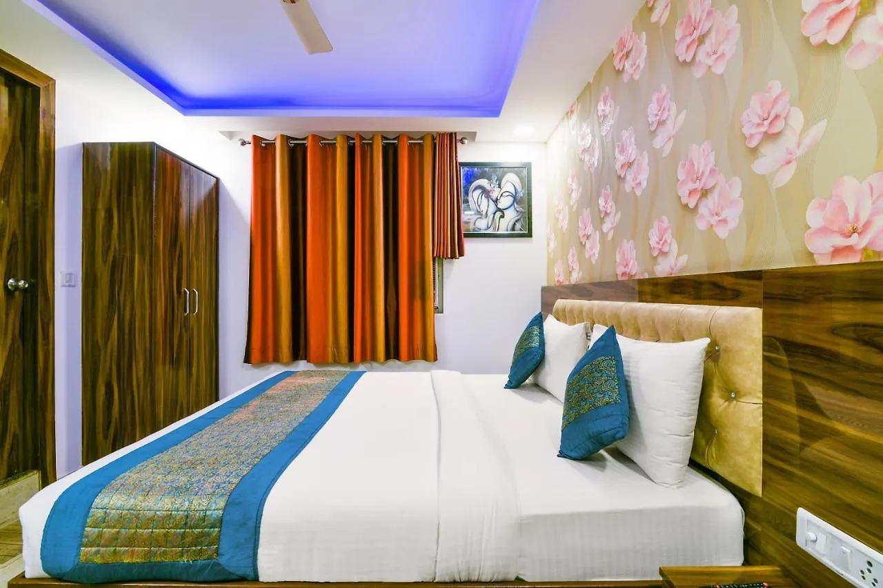 Hotel Pearl - Mahipalpur Delhi Airport New Delhi 3*,